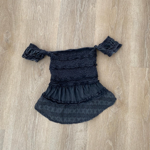 Free People Black Off-Shoulder Blouse - Picture 3 of 7